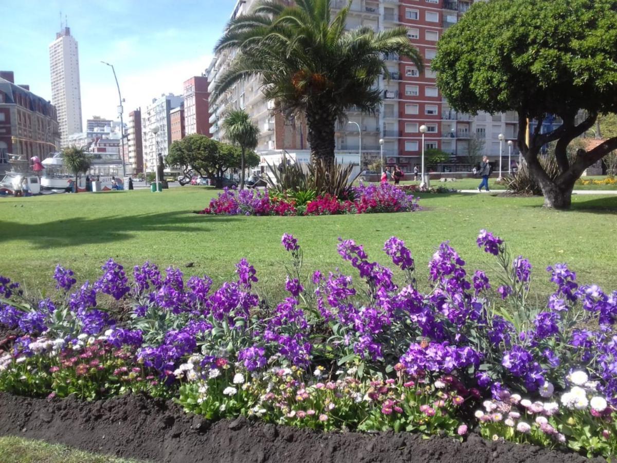 Departamento En Plaza Colon, 200 Mts De La Playa Appartement Mar del Plata Buitenkant foto